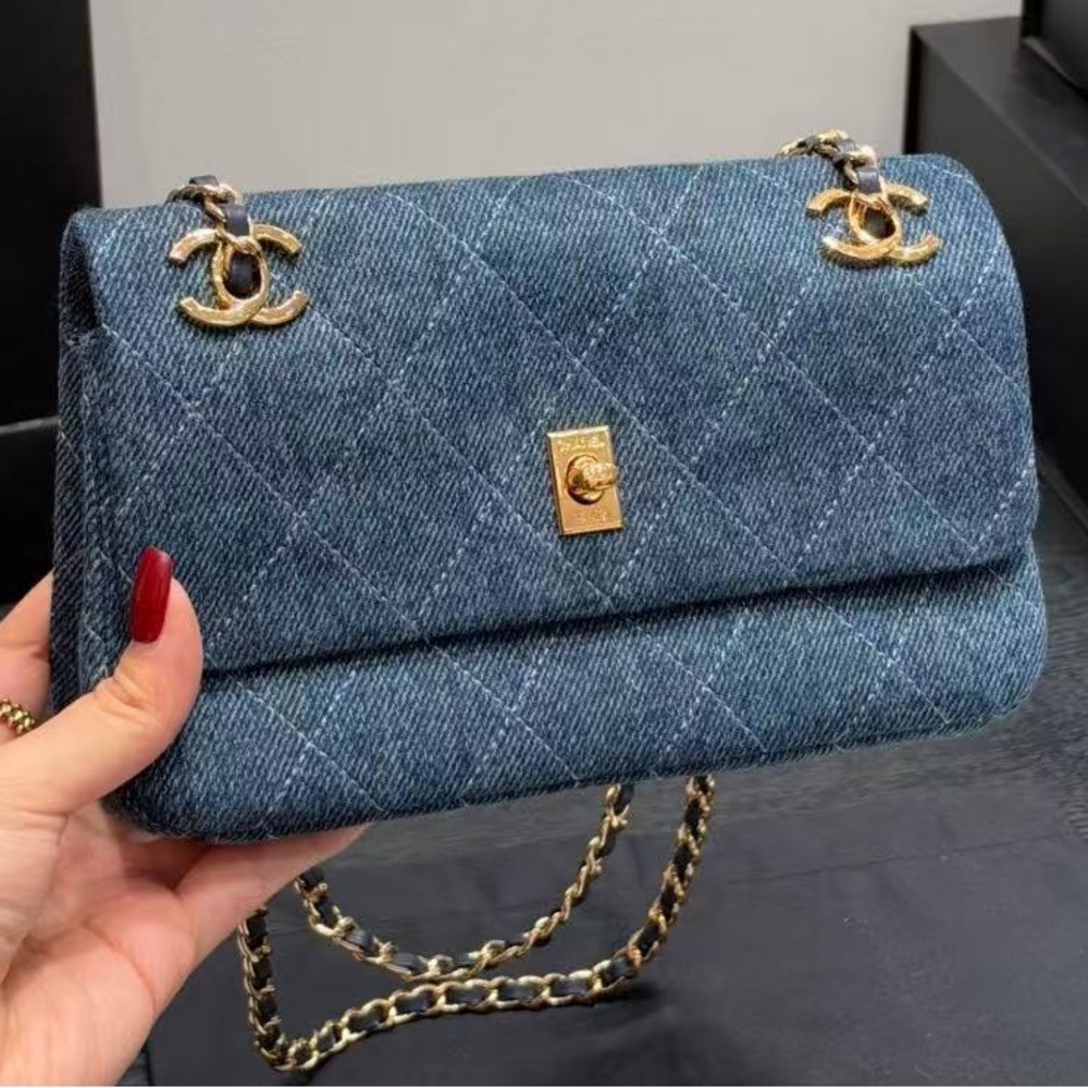 Chanel 26B Denim Quilted Flap Bag Gold Logo Chain Crossbody Handbag